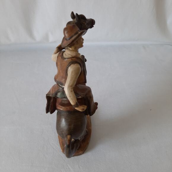 Vintage Western Cowboy Riding Rearing Horse Statue - Picture 4 of 5